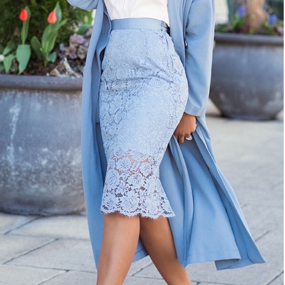 H&M Dresses & Skirts - Baby blue lace midi skirt